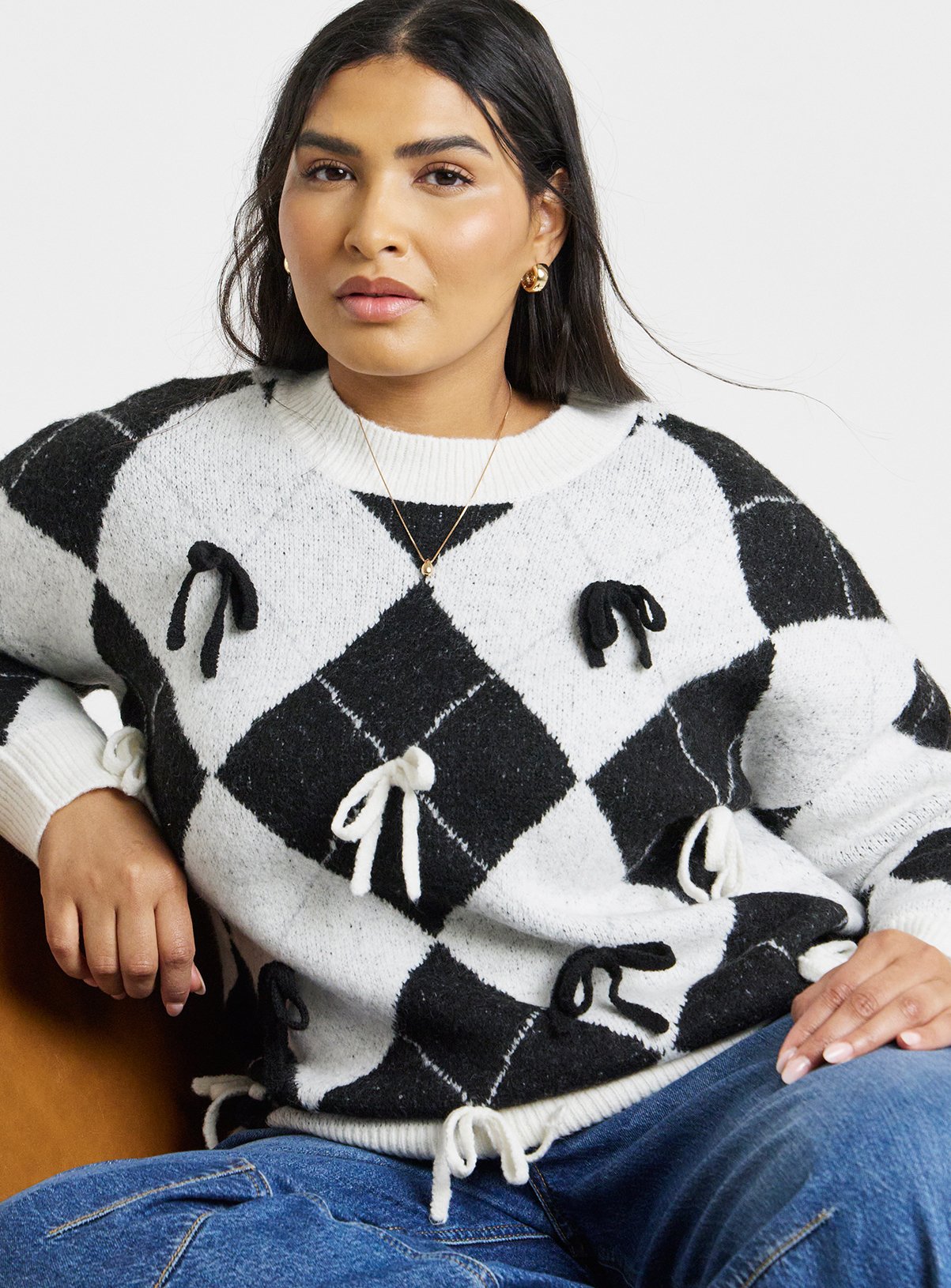 SIMPLY BE Bow Applique Argyle Jumper 16-18 - Image 3 thumbnail